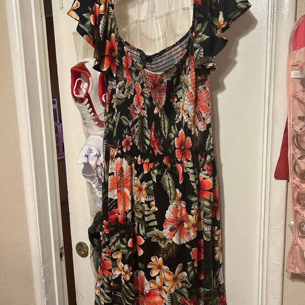 Vibe Sportswear Floral Black Dress